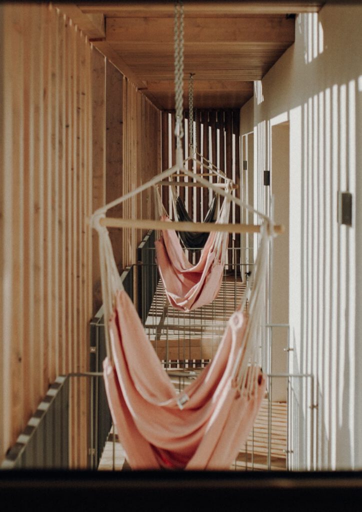 Hängesessel auf der Terrasse