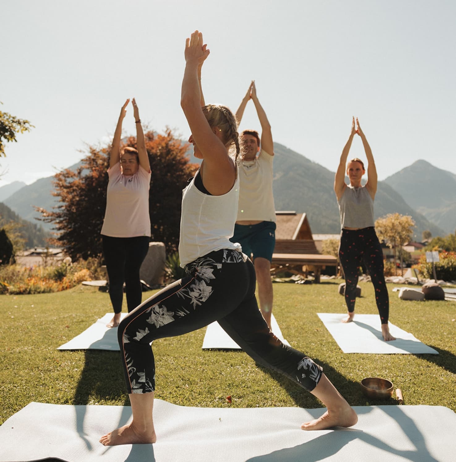 Yoga Gruppe draußen