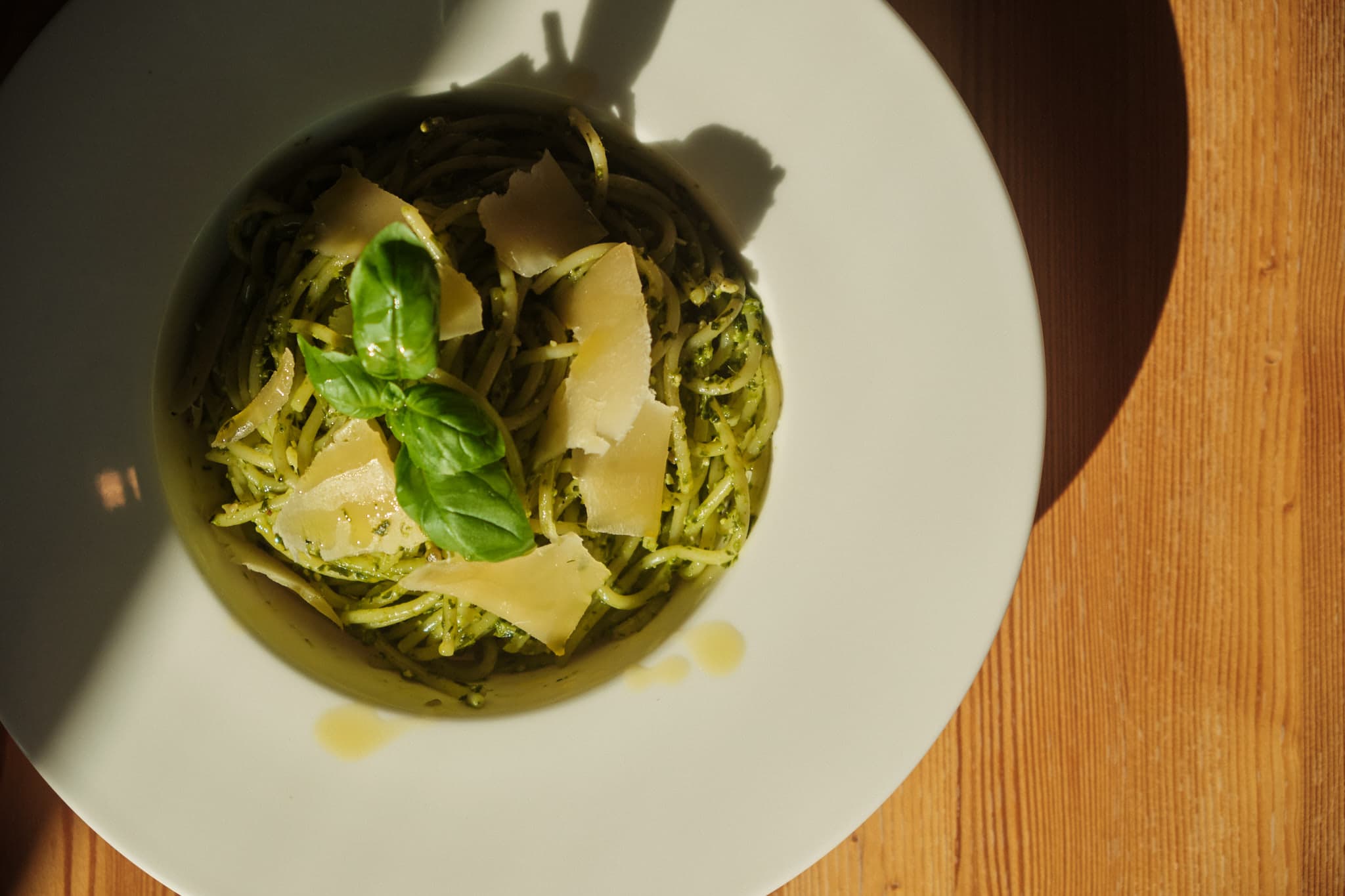 Nudeln modern angerichtet